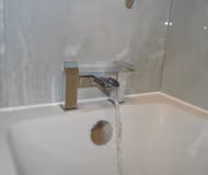 Roe Green Close GF 1BR