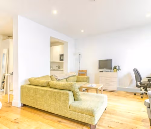 Cozy 2BR House in Camden | Near Station | Families |