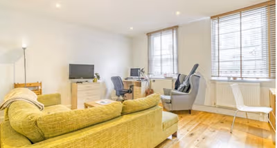 Cozy 2BR House in Camden | Near Station | Families |