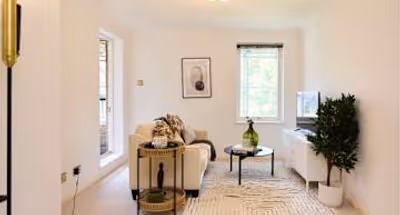 The East London Mews