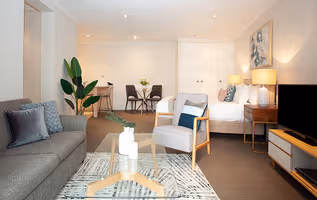 Luxury Crown St Serviced Apartments