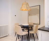 Hyde Park Square Classic