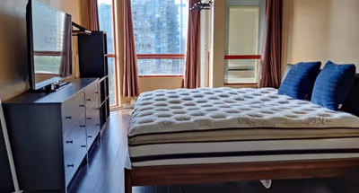 Marinaside Crescent Apartments