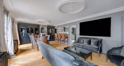 The Feel of Exclusive Luxury in an Exceptional Setting of Marais District