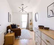 The Nine Elms Lane Arms