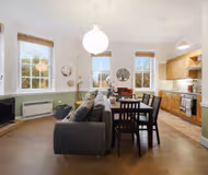 Modern 2 Bedroom Aptartment