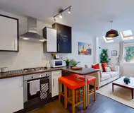 Charming 2-Bedroom Apartment with Netflix & Wi-Fi