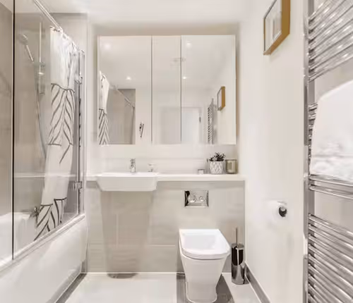 Stylish 2-Bed Flat