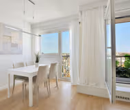 Top Floor Apartment, Rue de la Fédération