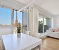 Top Floor Apartment, Rue de la Fédération