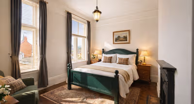 East Park Parade Apartment