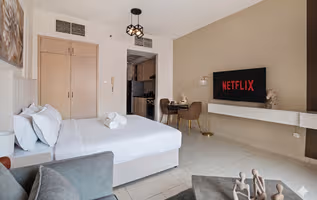 Serviced Apartment in Discovery Gardens