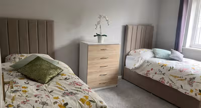 Spacious 5 Beds | 3 Bed House | Leeds-Bradford