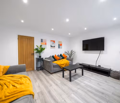 Large 4-Bed Brixton House - Parking Garden & Wi-Fi