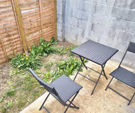 Slough Central High St Studio 1 double or 2 single