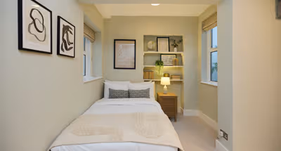 Three-Bedroom Hyde Park Apartment