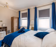 4BR Family Home with 2 Baths in Leyton London