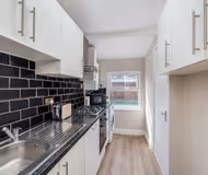 4BR Family Home with 2 Baths in Leyton London