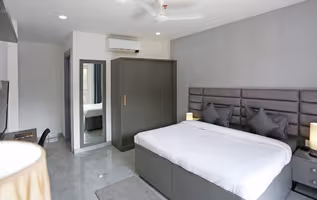 Sushant Lok Serviced Apartment