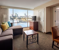 Queensway Dr ApartHotel