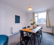 Bright 3BR Home Sleeps 6 - 4 mins from Bentley