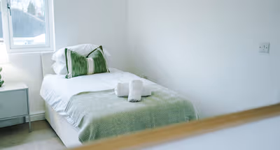 Bright 3BR Home Sleeps 6 - 4 mins from Bentley