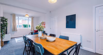 Bright 3BR Home Sleeps 6 - 4 mins from Bentley