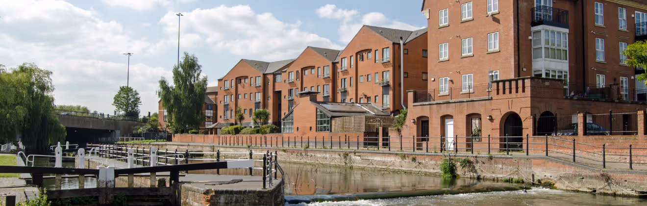 Apartments overlooking Canal in Reading, Berkshire, UK