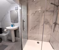 5 Bedroom house with 3 bathroom In Dagenham