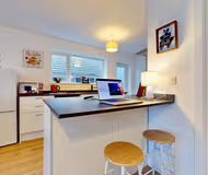 Howard Drive 5 Bed Stylish Bungalow with Parking And Garden, Maidstone