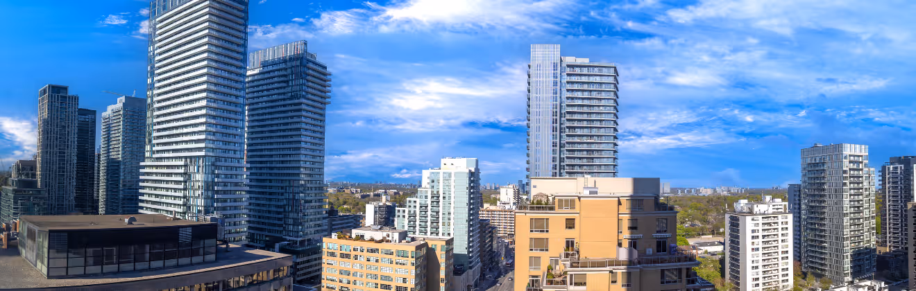 Apartments in Yonge Eglinton
