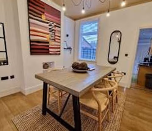 22 Melbourne Road Apartment