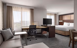 River Pl Blvd Apart Hotel