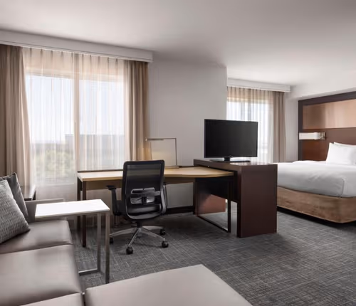 River Pl Blvd Apart Hotel