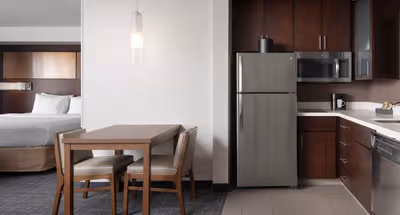 River Pl Blvd Apart Hotel