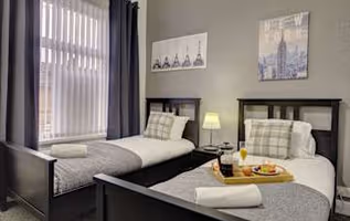 Argyll Street Apartment
