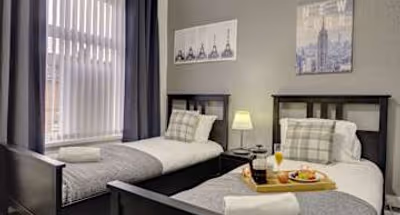 Argyll Street Apartment