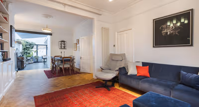 Contemporary Victorian in De Beauvoir