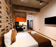 Hanrapetutyan Serviced Apartment