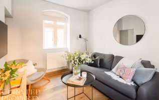 St Catherine's Flat 6