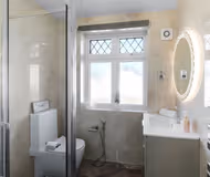 Spacious 5-Bedroom Family Home with Garden