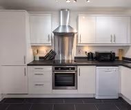 Handleys Elite Apartment