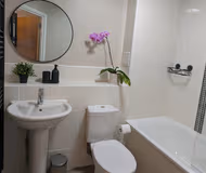 Handleys Elite Apartment