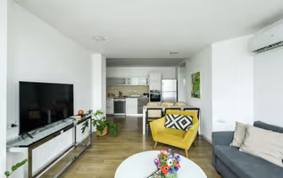 Modern & Bright Serviced Residence