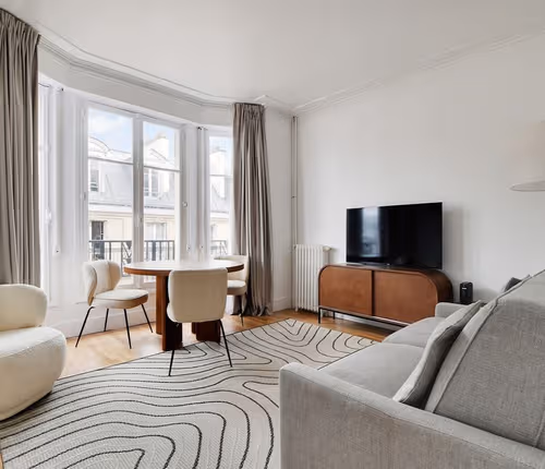 Rue du Sommerard Service Apartment