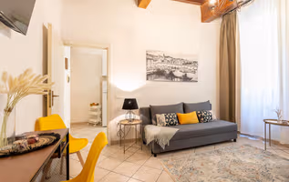 Via del Porcellana Serviced Apartment