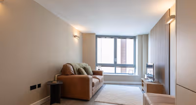 Stunning Apartment | Train Station | City Centre