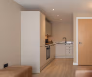 Stunning Apartment | Train Station | City Centre
