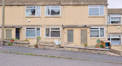 St James's Park Flat 45 2BR