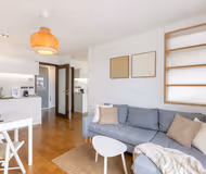 1BD unit with balcony